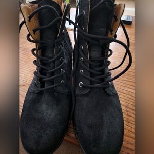 Ladies Black Lace-Up Boots